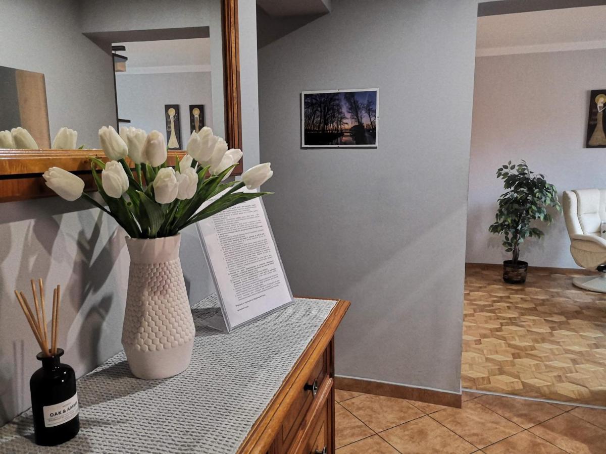 Legata Apartment Ostroda Bagian luar foto